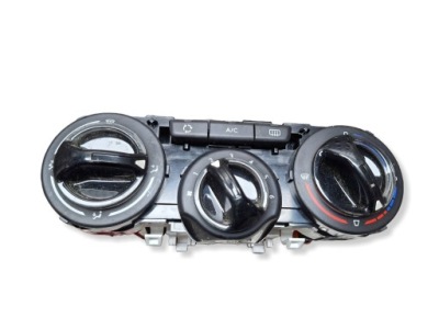 Панель кондиционера 9819611577 peugeot 208 2012- фото №1