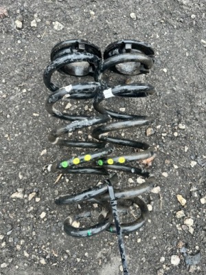 Hyundai ioniq 5 ev6 пружини задня задній комплект фото №1