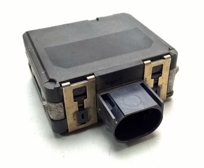 Nissan pulsar радар датчик bosch c4 28438-3zl0b фото №1