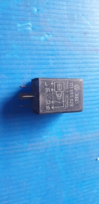 Audi vw реле 171955529 фото №1