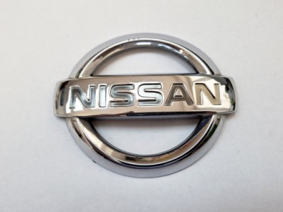 Значок емблема logo надпис задній 90890au200 nissan primera p12 hb хетчбек фото №1