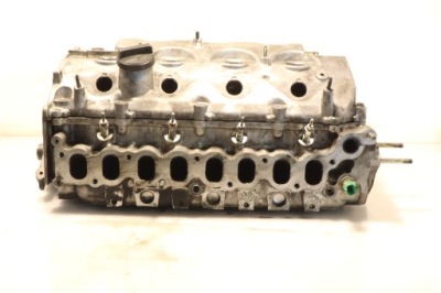 Головка двигателя toyota corolla ix e12 2.0d4d фото №1