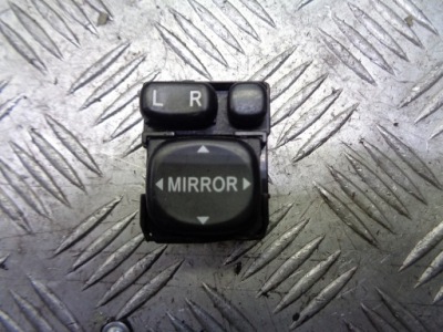 Панель регулювання дзеркал toyota avensis t25 фото №1