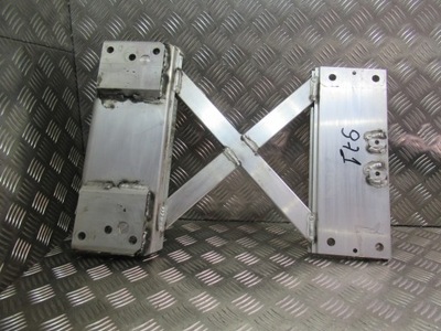 Porsche panamera 971 кронштейн туннель 971802019 фото №1