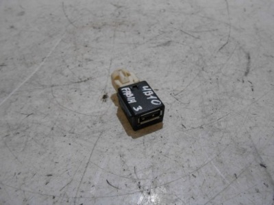 Skoda fabia iii роз'єм usb 5q0035726b фото №1