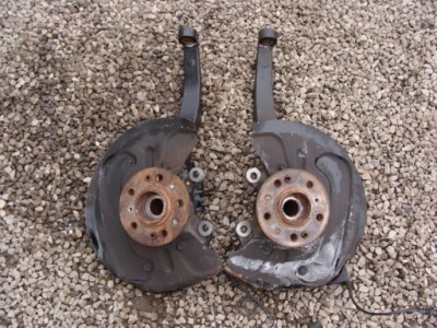 Поворотний кулак ліва mercedes ml w164 320cdi фото №1