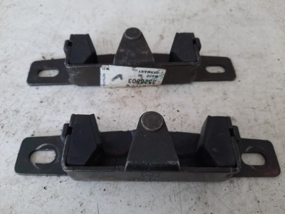 Зачіп volvo 940 960 s90 задня кришки кліпса фото №1