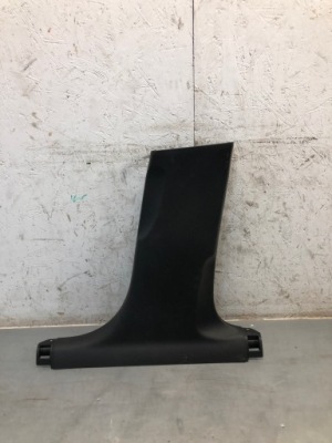 Защита стойка правая 8t8867240 a5 sportback фото №1