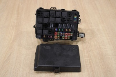 Коробка запобіжників maserati ghibli 3.0d 275km фото №1