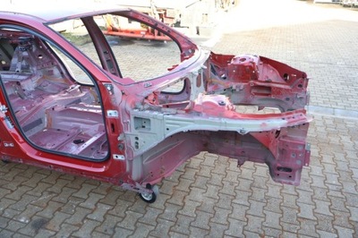 Volvo v60 ii чверть права перед 725 фото №1