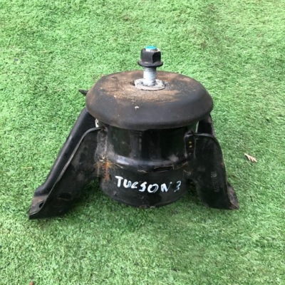 Кронштейн подушка двигателя hyundai tucson 3 iii 1.7crdi фото №1