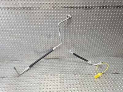 Шланг кондиціонера 1004294-00-a tesla model s 2013- фото №1