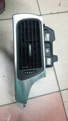 Решітка обдув ліва 4g8820901 audi a7 фото №1