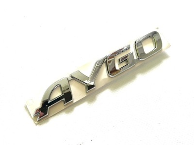 EMBLEMA TOYOTA AYGO 75442-0H010 CON  