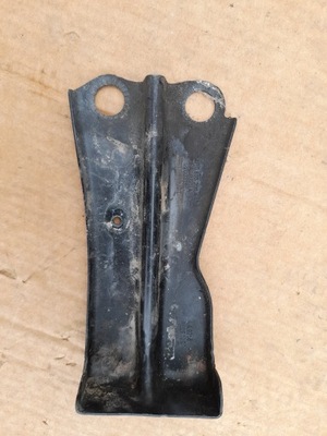 Кронштейн audi a3 8p0825201a фото №1