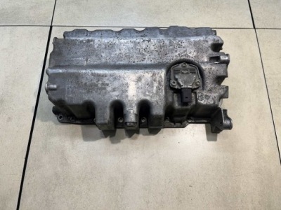Піддон масляна vw touran 1.9 tdi 03g103603 фото №1