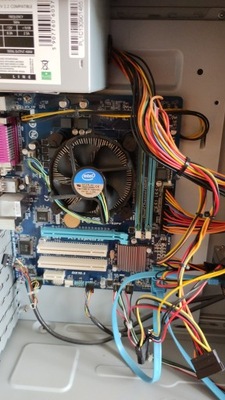 Komputer stacjonarny Pentium G2020 2,9GHZ, 4GB RAM, Dysk 500GB, Windows 10