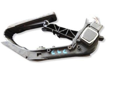 Mercedes-benz clk a209 c209 a2033000704 фото №1