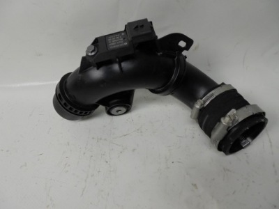 Пабтрубок  шланг труба воздухозаборник воздуха citroen c4 3 iii 22r. 1,2 thp 9841609380 фото №1