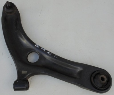 Hyundai i20 11 r 1.2 1.4 1.6 важіль правий перед фото №1