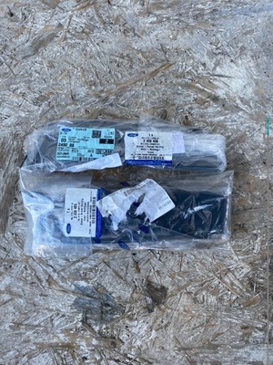 Направляющая бампера задняя ford puma 2 комплект левый правый! фото №1