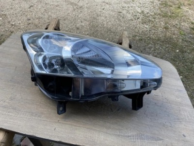 Лампа передняя правая peugeot partner lift 12-14 9677202380 фото №1