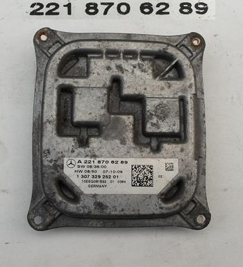 Перетворювач ксенон led mercedes s w221 2218706289 фото №1