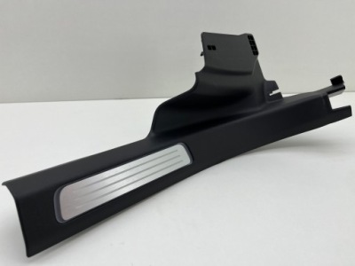 Volvo v90 захист молдинг накладка поріг ліва задня 31377618 фото №1