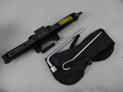 Honda cr-v iv crv домкрат подъемник ключ чехол набор ремонтный фото №1