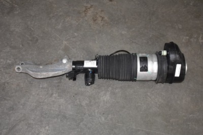 Идеальный амортизатор перед передний левое  bmw g07 1 9 фото №1