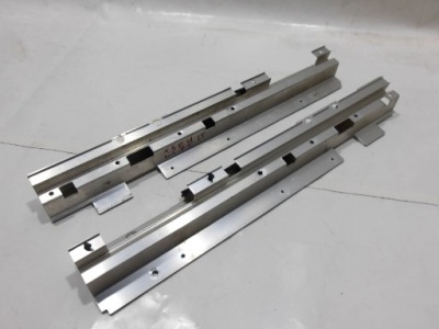 Напрямна напрямна багажника bmw x5 e53 фото №1