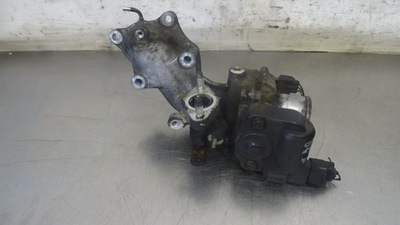 Дросельна заслінка toyota yaris 1.4 фото №1