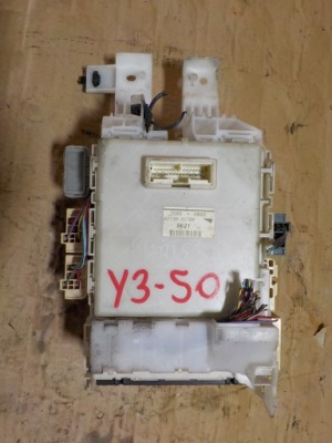 Yaris ii 1.4 d4d модуль блок управления 82730-52700 фото №1