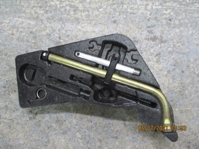 Audi q7 4l0 пенополистирол пена narzędiowa ключ фото №1