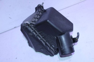 Корпус фільтра повітря toyota rav4 iv гібрид фото №1