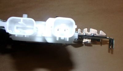 Замок двері r master iii задня 2 pin фото №1