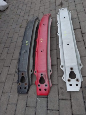 Toyota yaris iii балка бампера перед оригинал фото №1