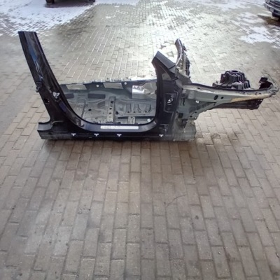 Idealna четверть передняя перед правая mercedes w206 1 фото №1