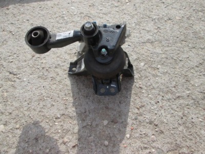 Sportage iv 2.0 crdi кронштейн двигуна права подушка фото №1