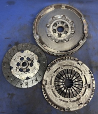 Сцепление комплект skoda octavia iii 1.6 tdi 105km фото №1