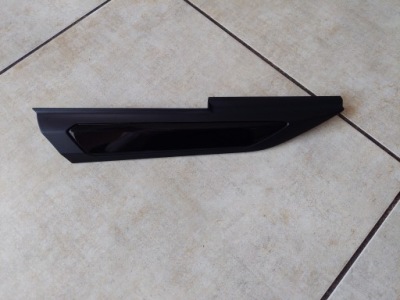 Молдинг крила - права - peugeot 2008 ii - nowa фото №1