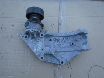 Кронштейн кронштейн генератора citroen peugeot 2.0 hdi 9682367380 фото №1