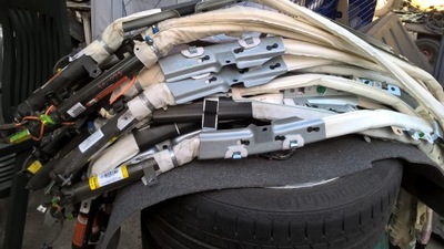 Шторки безпеки бічний volvo фото №1