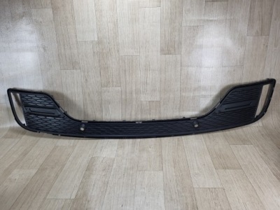 Jaguar e-pace r-dynamic lift решітка бампера задня задня m9c3-17f784-a фото №1