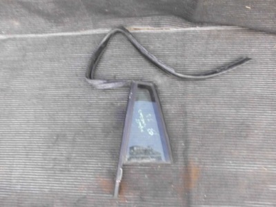 Скло кузовна двері лівий задня трикутник dodge caliber 07 r фото №1