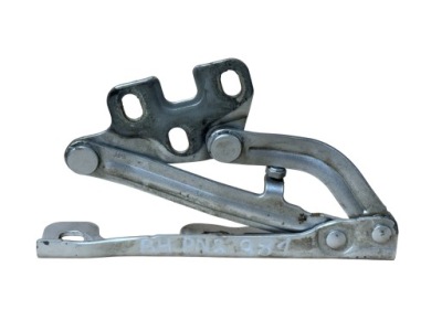 Петля капот правий opel zafira b corsa d 473499010 фото №1