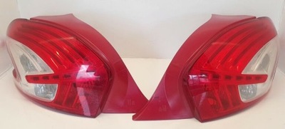 FAROS JUEGO PEUGEOT PARTE TRASERA 208  