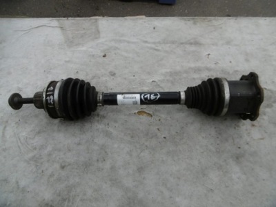 Привідний вал ліва 4m0407271l vw touareg iii фото №1