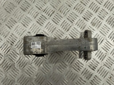 Bmw 1 f40 подушка двигуна 9454384 фото №1