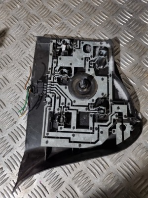 Bmw e36 compact вкладиш лампа задній ліва 8357871 фото №1